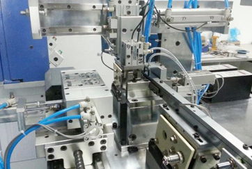 ����λ��̨������Լ�ʹ��,���˽���٣�